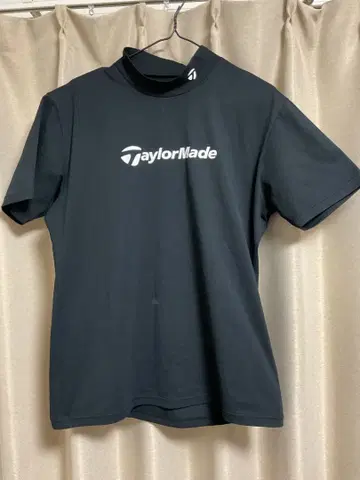 [ 새상품급 ] TaylorMade 블랙 모크넥 골프 셔츠 M