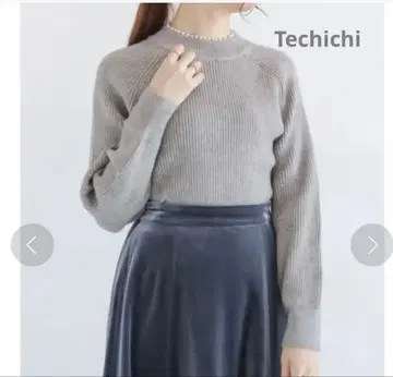 새상품급 Techichi 테치치 카라 펄 하이넥 리브 니트 풀오버