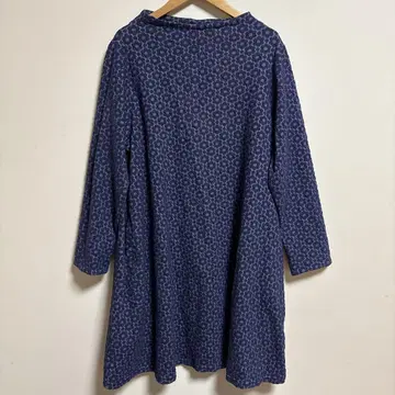 [노아제] 하이넥 튜닉 L 블루 꽃 올 패턴 포켓 부착