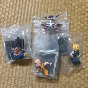 제일복권 드래곤볼 40th E상 만화 스트럭처 3점 세트