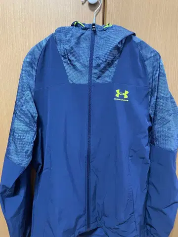 UNDER ARMOR 언더아머 자켓