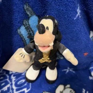 빅뱅 비트 구피 인형 배지 디즈니