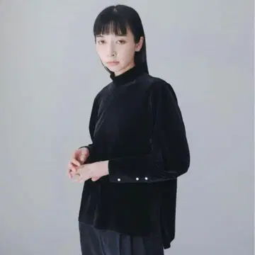 foufou 벨로아 하이넥 드레스 셔츠