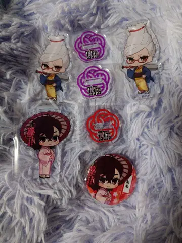 단단단 쿄마후 모모 세이코 아크릴 스탠드 캔 배지