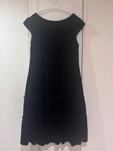 르네 벨로아 프릴 원피스