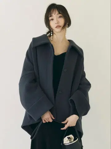 FRAY I.D 스탠 칼라 오버 하프 코트