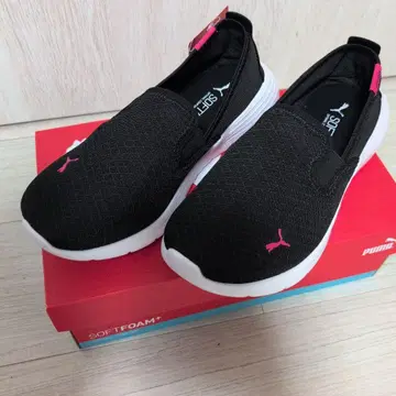 Puma 슬립온 블랙/핑크