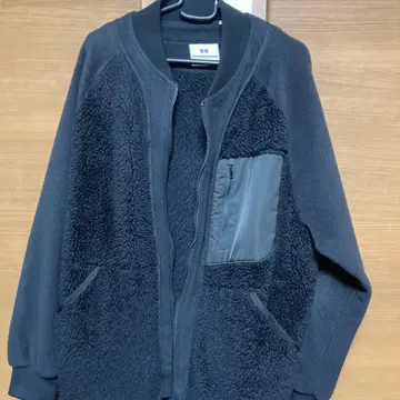 UNIQLO 화이트 마운티니어링 플리스 자켓