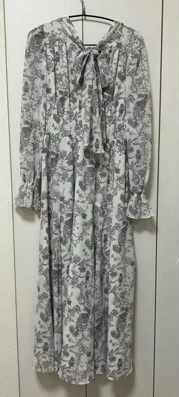 PROPORTION 꽃무늬 원피스