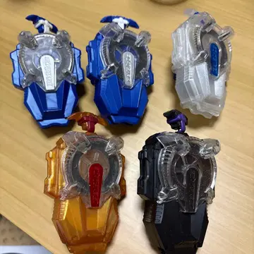 베이블레이드 버스트 스퍼킹 베이 런처 세트