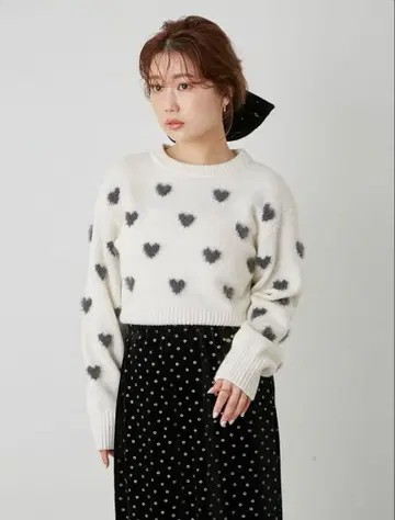 릴리 브라운 하트 무늬 니트