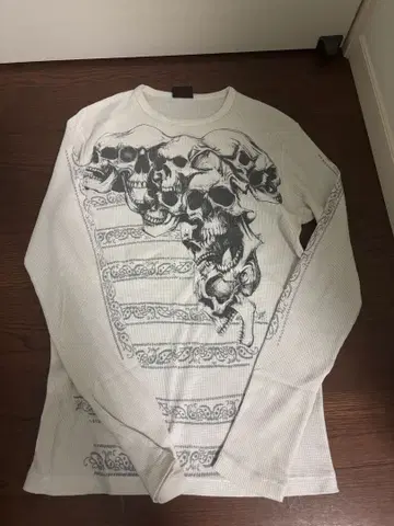 스컬 프린트 긴팔 써멀