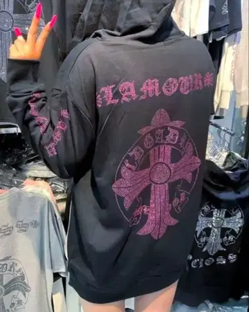lamour 십자가 반짝이 후드티