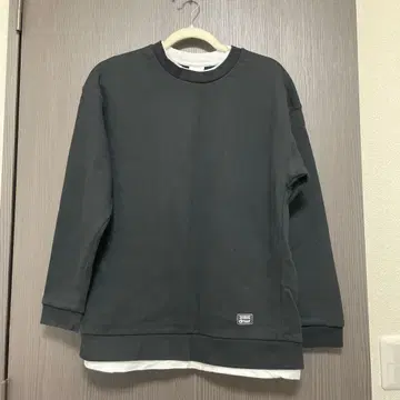 ZARA 레이어드 스타일 맨투맨 트레이닝복 S 자라