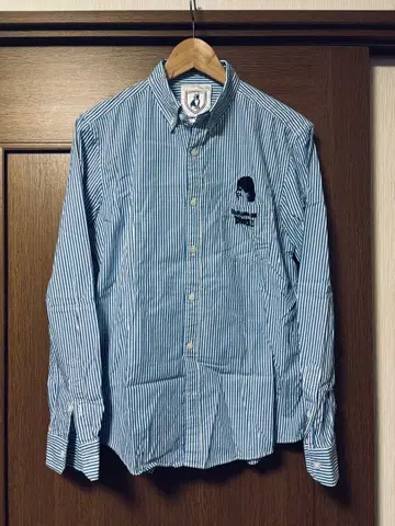 Soccer Junky 버튼 다운 셔츠 스트라이프 마라도나 자수 M