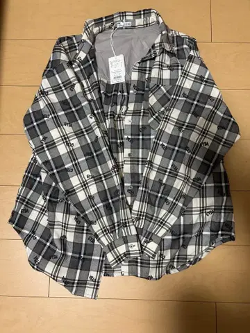 GYDA LOG PATTERN 체크 셔츠