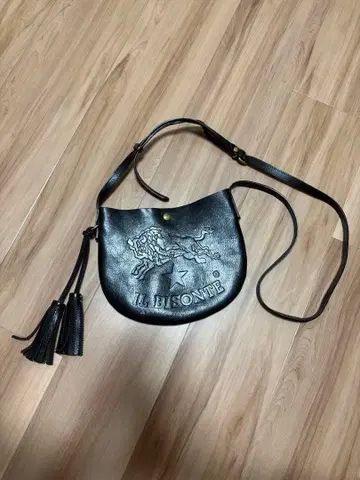 IL BISONTE 블랙 숄더백