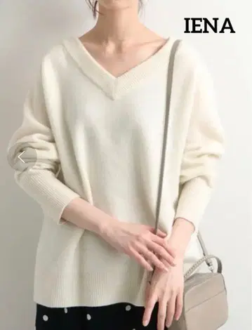 IENA 이에나 캐시미어 AQUAV 넥 풀오버 정가 18,000엔
