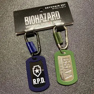 바이오하자드 R.P.D./BSAA 키체인 세트 (2개)