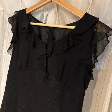 도쿄 소와르 블랙 슬리브리스 원피스 11ar 11호 경사 2차 모임