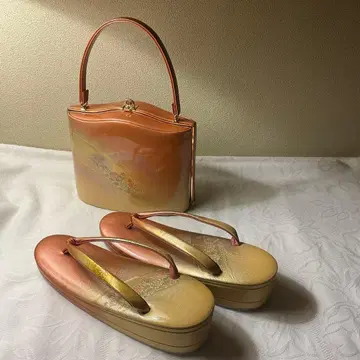 금사가 짜여진 그라데이션이 아름다운 백 조리 세트