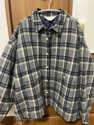 원더랜드 체크 무늬 자켓 사이즈 1