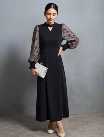 ANDRESD 안드레스도/sleeve embroidery dress