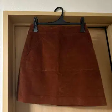 A.P.C. 코듀로이 스커트