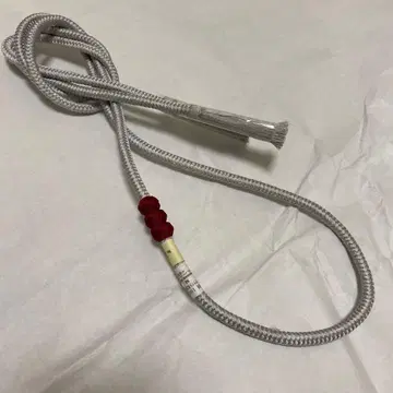 그레이와 빨간색 허리띠 순수 실크 미사용 새상품급 기모노용 캐주얼 평상복