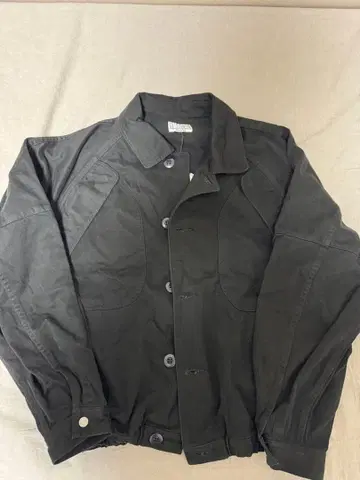 CAVEMPT 커팅 버튼 업 재킷