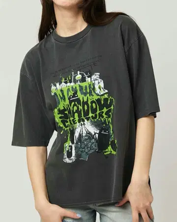 그라니프 뷰티풀 섀도우 T셔츠