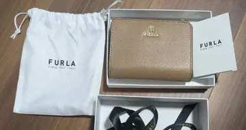 훌라 FURLA 지갑 까멜리아