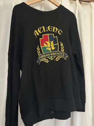 ACLENT URBAN VINTAGE 맨투맨 블랙