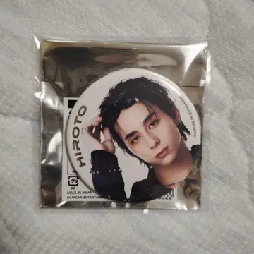 XQUARE INI 니시 코우토 캔뱃지 2