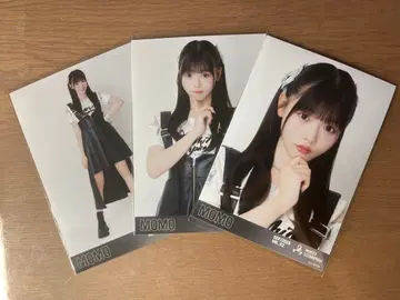 화이트 스콜피온 MOMO 브로마이드