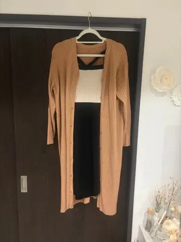 바이컬러 원피스 x 가디건 세트