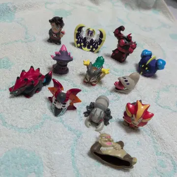 게임 캐릭터 피규어 세트 12개