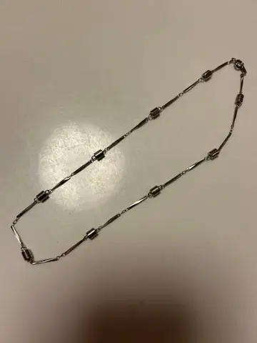 실버 목걸이