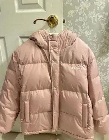 NERDY 한국 리버서블 다운 보아 핑크