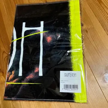 Mrs. GREEN APPLE 미세스 바벨탑 타월