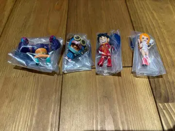 원피스 월드 컬렉션 에그헤드 편 밀짚모자 일당 4체 세트