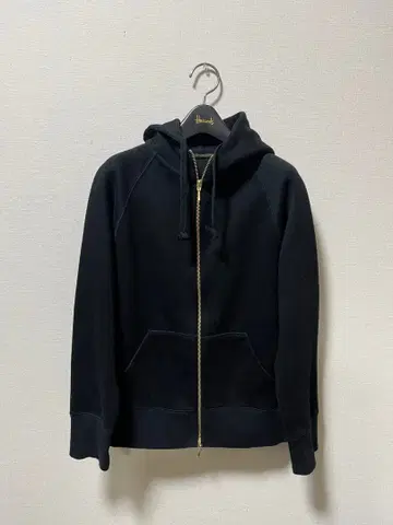 컨디션 최상 밴야드 스톰 블랙 후드티