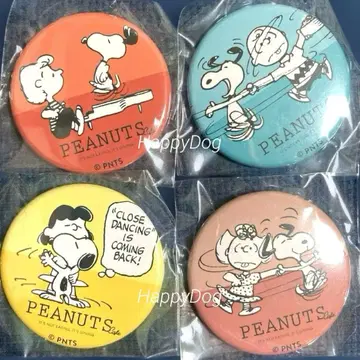 피넛 카페 스누피 in 긴자 캔뱃지 4개 세트 기간 한정 판매 종료품