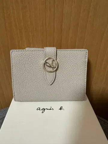 아네스베 지갑 UAW01-01