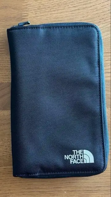 THE NORTH FACE 여권 케이스 블랙