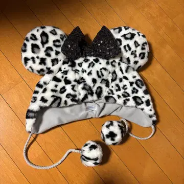 레오파드 무늬 디즈니 착용 사진 있음