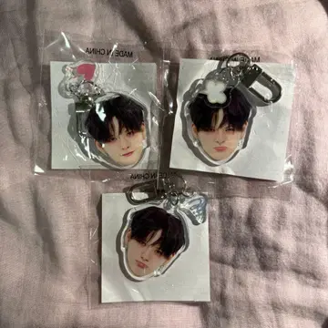 treasure yoshi 요시 얼굴 아크릴 키링 캡슐 토이 희로애락