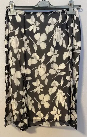 LALTRAMODA 이탈리아제 실크 100% 무릎 기장 플레어 스커트