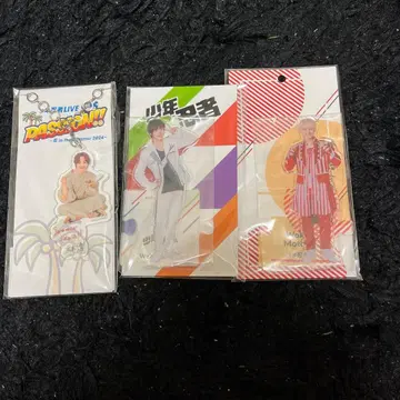 모토키 와쿠 아크릴 스탠드 아크릴 키링 3종 세트