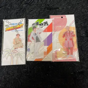 모토키 와쿠 아크릴 스탠드 아크릴 키링 3종 세트